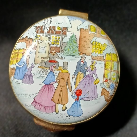 Crummles Enamel Trinket Box Harrods Christmas Scene - Picture 1 of 6